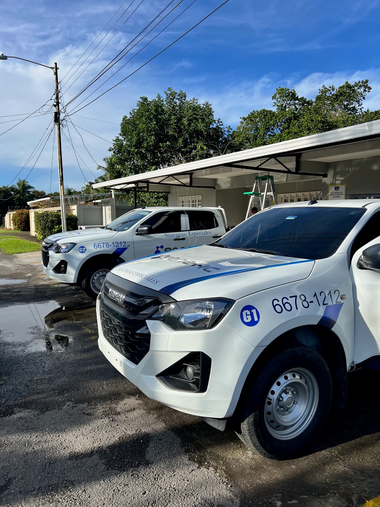 Flota de vehículos corporativos de Genetic Panama para atención nacional